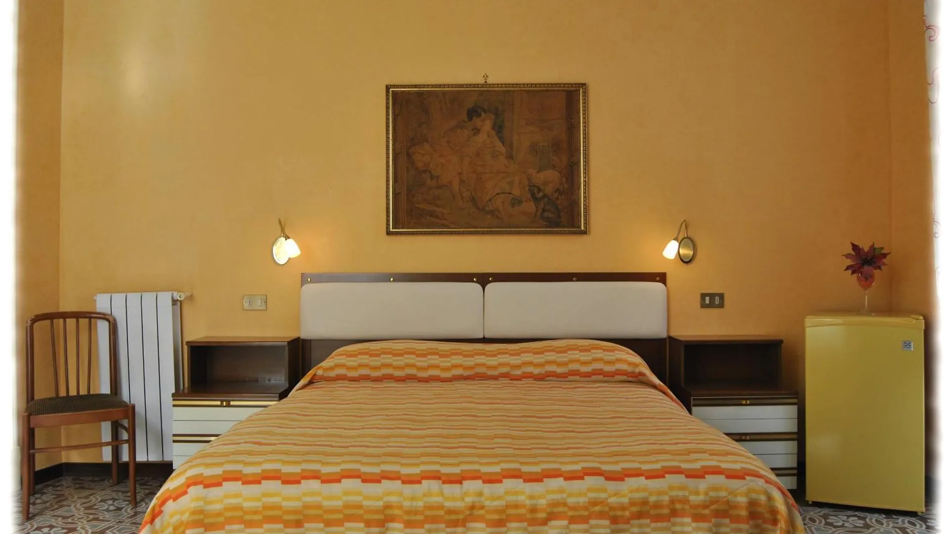 Bed And Breakfast D'Angelo 팔레르모 2*,  이탈리아